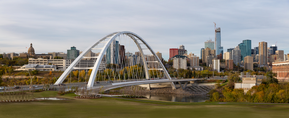A view of the Edmonton City center. Picture taken on a beatuful autumn afternoon